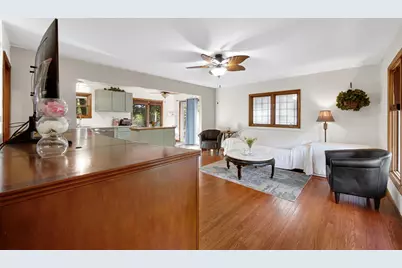 5001 Marquette Road, Lake Station, IN 46405 - Photo 4