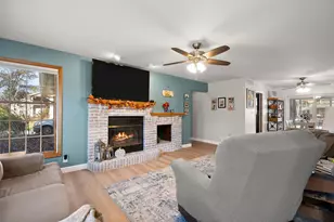 2504 Club Ct, Valparaiso, IN 46383 - Photo 12