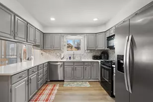 2504 Club Ct, Valparaiso, IN 46383 - Photo 16