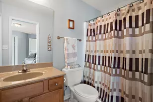 77 Sanctuary Dr, Valparaiso, IN 46385 - Photo 16