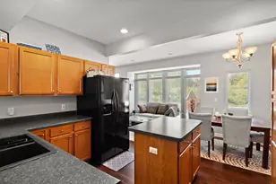 77 Sanctuary Dr, Valparaiso, IN 46385 - Photo 8