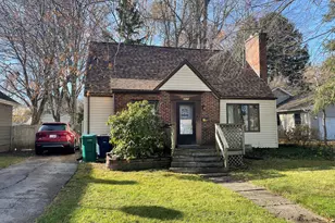 2010 Monroe St, La Porte, IN 46350 - Photo 2