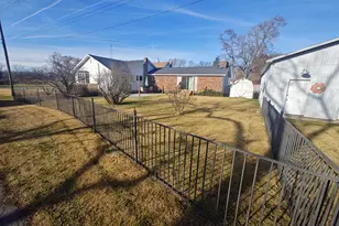 113 Division St, Hamlet, IN 46532 - Photo 14