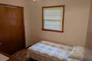 5589 Birch Ave, Portage, IN 46368 - Photo 8