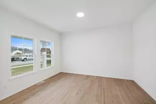 5136 Red Rock Ln, Schererville, IN 46375 - Photo 6