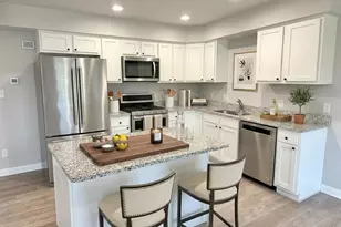 103 Summertree Dr, Chesterton, IN 46304 - Photo 4