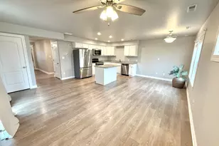 103 Summertree Dr, Chesterton, IN 46304 - Photo 6