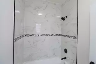 330 Virginia Ave, La Porte, IN 46350 - Photo 18