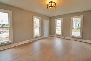 330 Virginia Ave, La Porte, IN 46350 - Photo 6