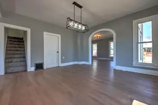 330 Virginia Ave, La Porte, IN 46350 - Photo 10