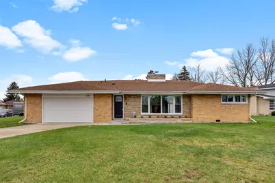 5585 Jackson Street, Merrillville, IN 46410 - Photo 1