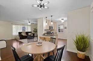 8814 Northcote Ave, Munster, IN 46321 - Photo 6