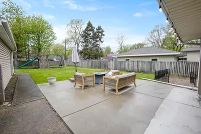 8814 Northcote Avenue, Munster, IN 46321 - Photo 30