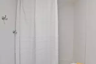 8814 Northcote Ave, Munster, IN 46321 - Photo 18