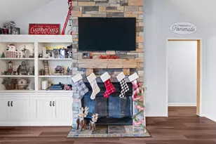 8407 Heron Lake Rd, Saint John, IN 46373 - Photo 6