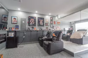 10207 Kreitzburg St, Dyer, IN 46311 - Photo 18