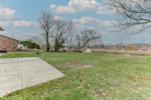 2680 W 59th Pl, Merrillville, IN 46410 - Photo 28