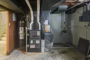 2680 W 59th Pl, Merrillville, IN 46410 - Photo 30