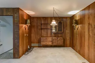 2680 W 59th Pl, Merrillville, IN 46410 - Photo 20