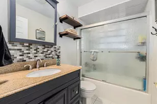 8838 Madison Ct, Munster, IN 46321 - Photo 12