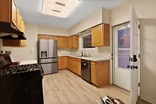 511 E Morgan Ave, Chesterton, IN 46304 - Photo 6