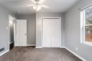 6400 Ash Ave, Gary, IN 46403 - Photo 18