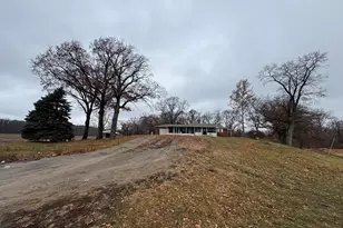 1748 E 900 N, Wheatfield, IN 46392 - Photo 6