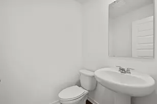 431 Fry St, Hebron, IN 46341 - Photo 8