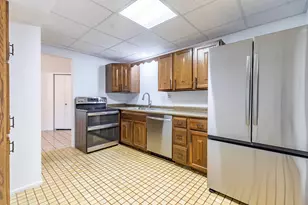 8750 Harrison Ave, Munster, IN 46321 - Photo 14