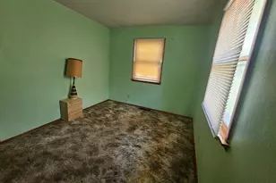 606 N Race St, Monon, IN 47959 - Photo 8