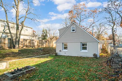 4055 Marshall Place, Gary, IN 46408 - Photo 16