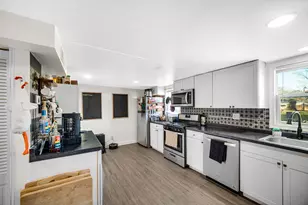 4055 Marshall Pl, Gary, IN 46408 - Photo 2