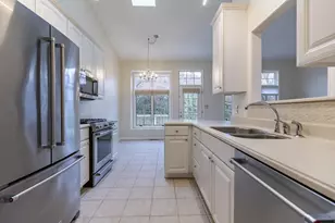 10331 Clark Ct, Munster, IN 46321 - Photo 16