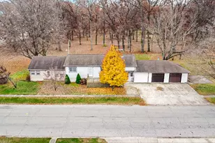 415 Grenway Rd, Kingsford Heights, IN 46346 - Photo 34