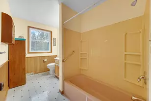 415 Grenway Rd, Kingsford Heights, IN 46346 - Photo 8