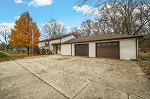 415 Grenway Rd, Kingsford Heights, IN 46346 - Photo 4