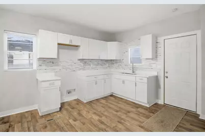 537 Harrison Street, Gary, IN 46402 - Photo 8