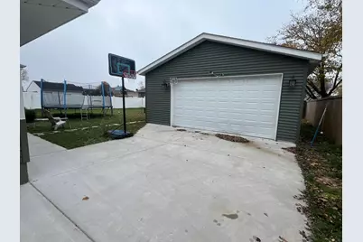 9430 Oriole Drive, Munster, IN 46321 - Photo 4