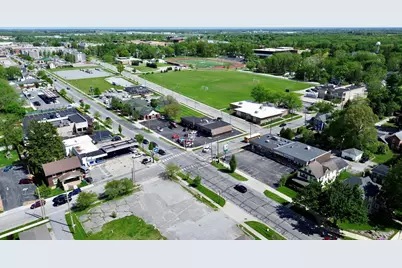 706 1/2 E Lincolnway, Valparaiso, IN 46383 - Photo 6