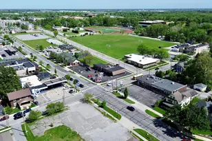 706 1/2 E Lincolnway, Valparaiso, IN 46383 - Photo 6