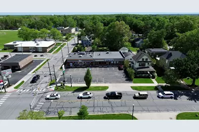 706 1/2 E Lincolnway, Valparaiso, IN 46383 - Photo 8