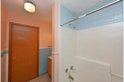 245 E Frank Boulevard, Winamac, IN 46996 - Photo 16