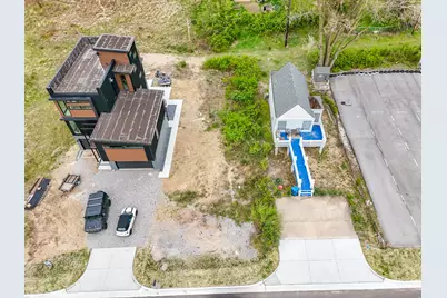 741 N Lake Street, Gary, IN 46403 - Photo 2