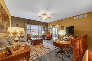 3252 Mockingbird Ln, Valparaiso, IN 46383 - Photo 4