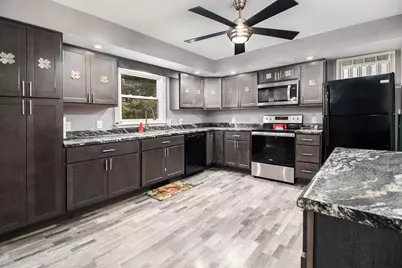 11404 Chateau Lane, Demotte, IN 46310 - Photo 4