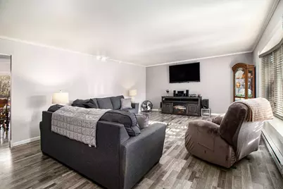 11404 Chateau Lane, Demotte, IN 46310 - Photo 8