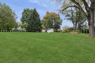 248 Skyline Dr, Valparaiso, IN 46385 - Photo 18