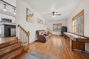 248 Skyline Dr, Valparaiso, IN 46385 - Photo 6