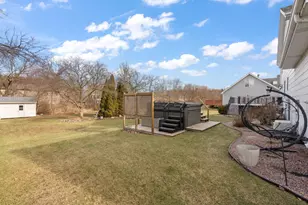 2405 Kings Ct, Dyer, IN 46311 - Photo 36