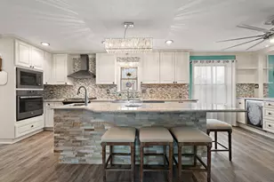 2405 Kings Ct, Dyer, IN 46311 - Photo 2